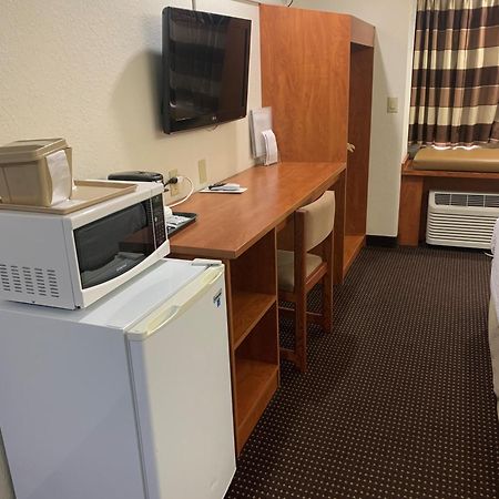 Microtel Inn & Suites By Wyndham Rice Lake Esterno foto