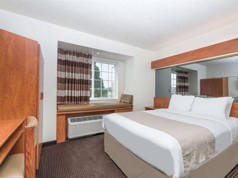 Microtel Inn & Suites By Wyndham Rice Lake Esterno foto
