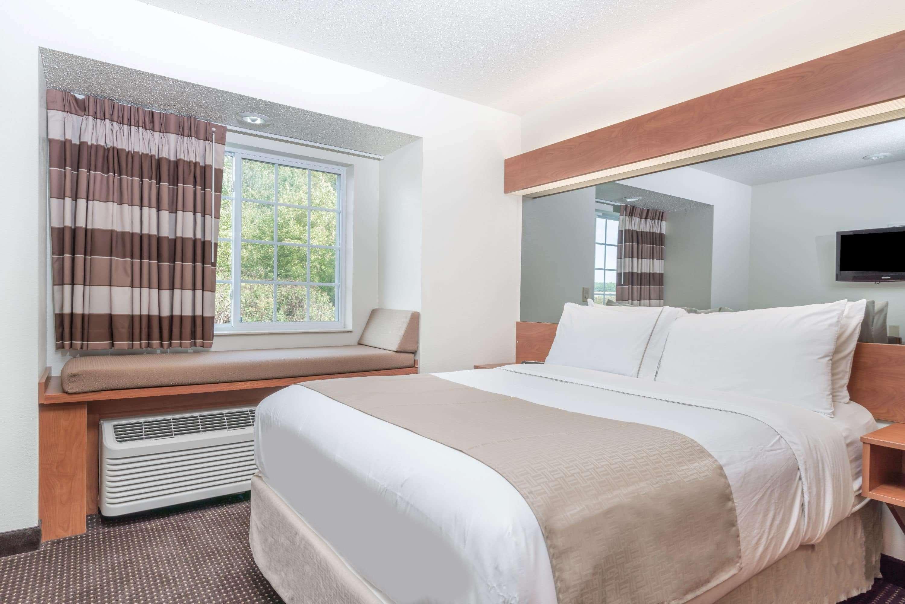 Microtel Inn & Suites By Wyndham Rice Lake Esterno foto