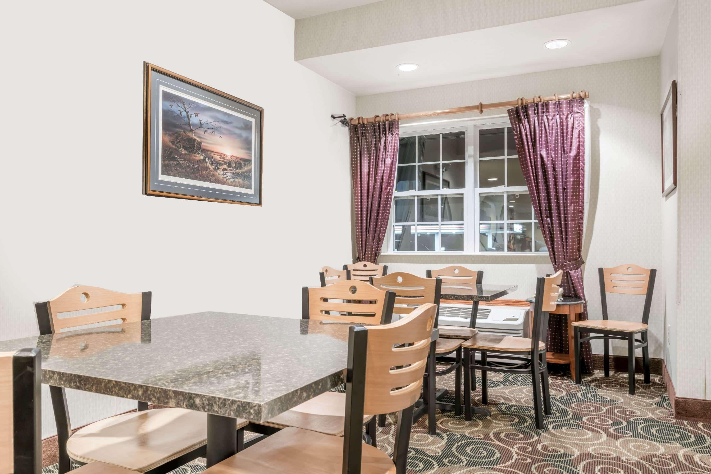 Microtel Inn & Suites By Wyndham Rice Lake Esterno foto