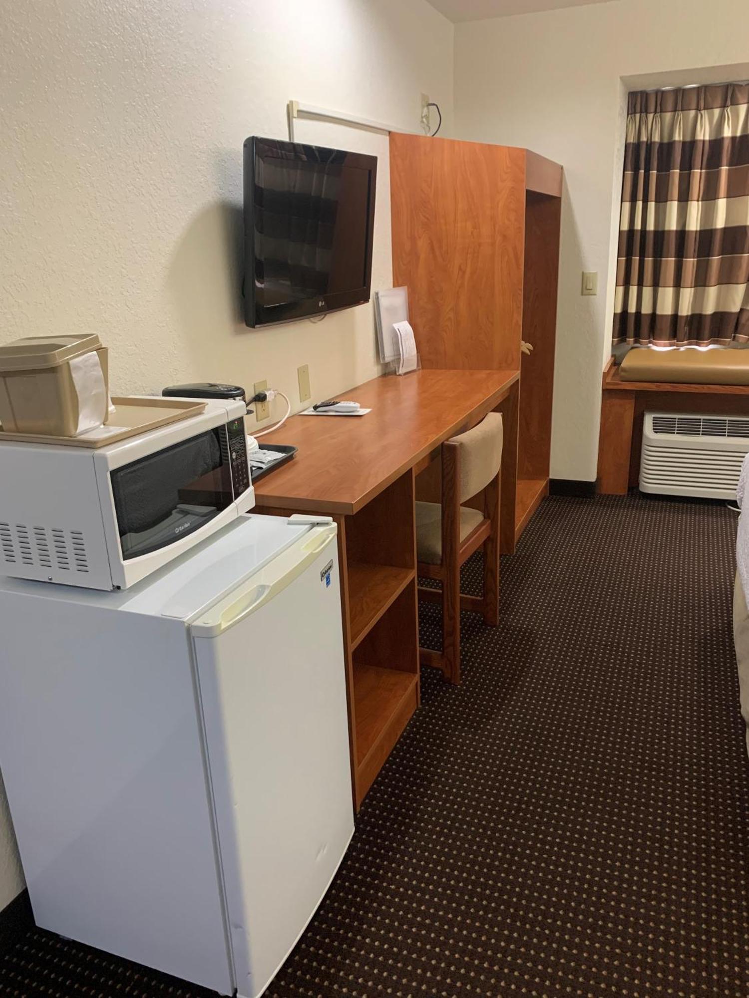 Microtel Inn & Suites By Wyndham Rice Lake Esterno foto