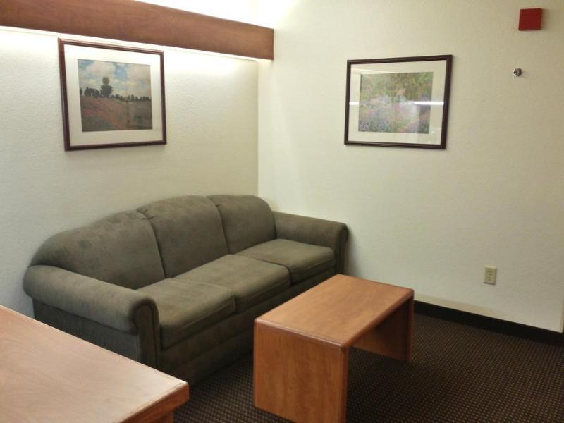 Microtel Inn & Suites By Wyndham Rice Lake Esterno foto