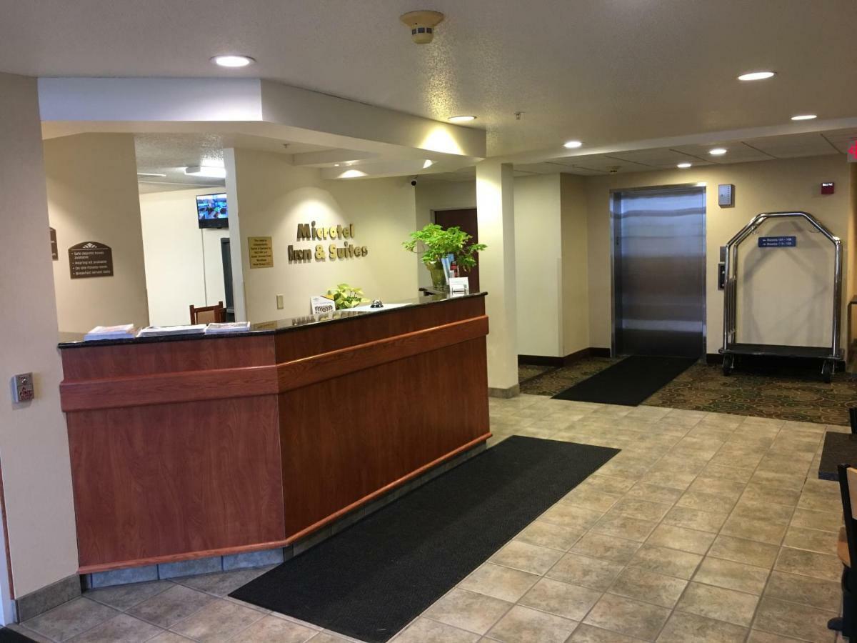 Microtel Inn & Suites By Wyndham Rice Lake Esterno foto