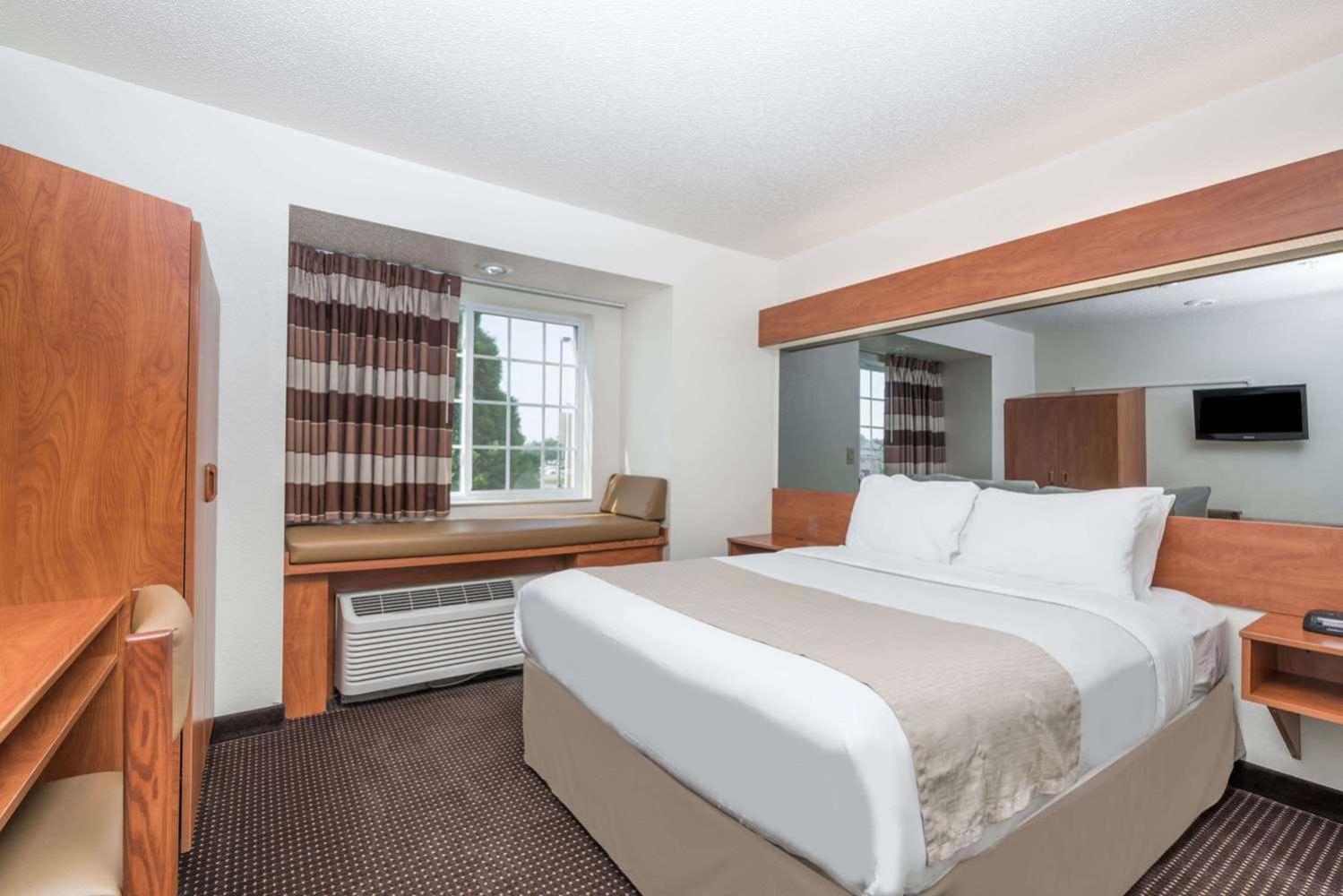 Microtel Inn & Suites By Wyndham Rice Lake Esterno foto